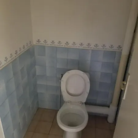 Curistes Les Bains Apartment