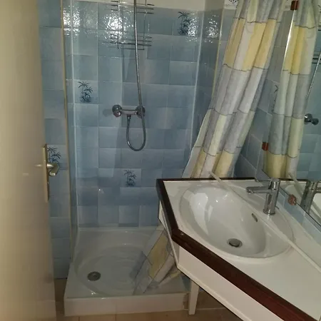 Curistes Les Bains Apartment